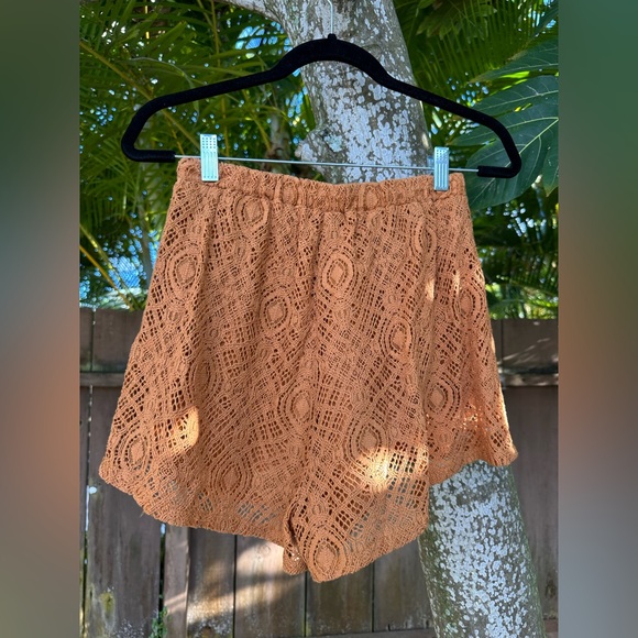Lost + Wander Crochet Brown Short Size S - Picture 4 of 6